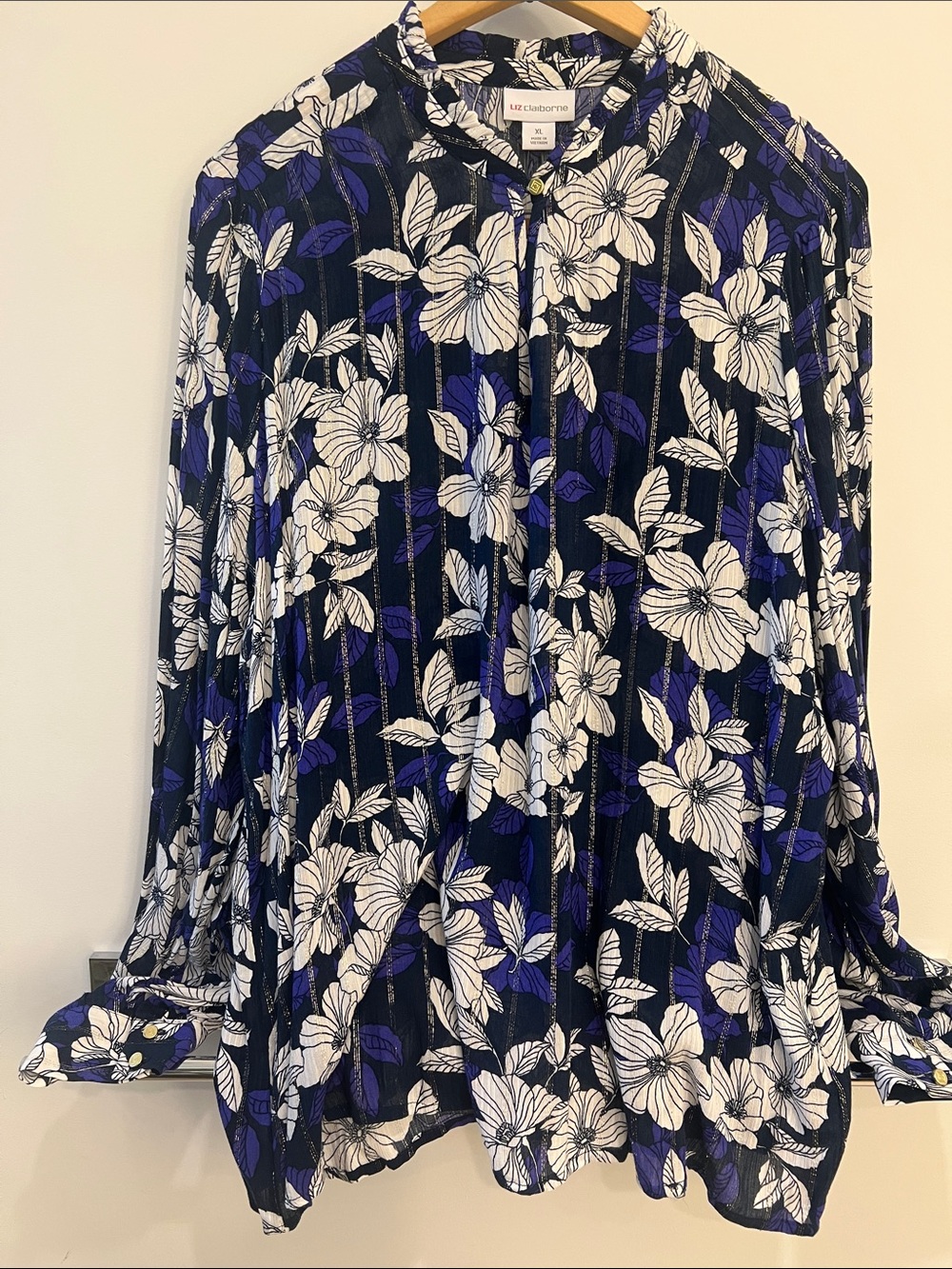 Liz Claiborne Navy, White & Purple Floral Button-Front Blouse